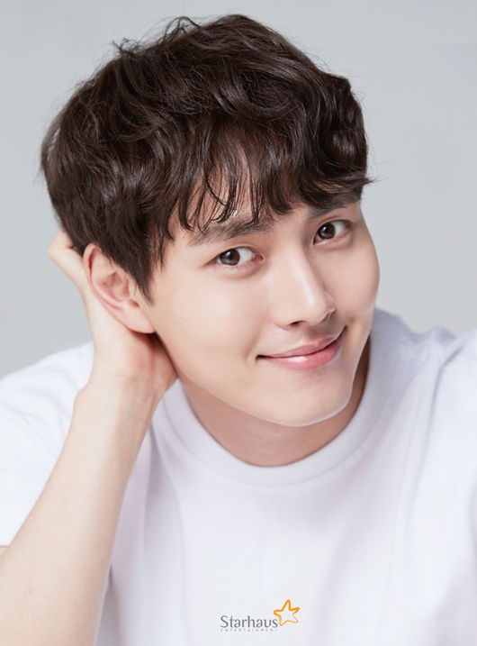 李敏豪签约 starhaus ent.,决定改用艺名「李泰利」继续活动