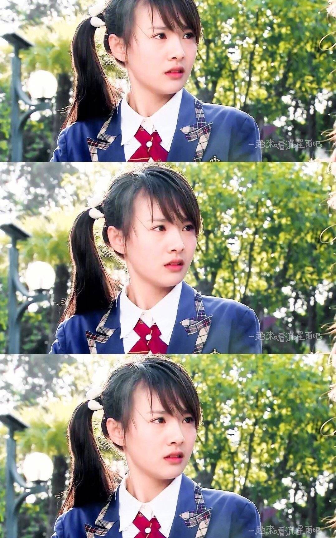 郑爽穿校服出席活动,气质依旧清澈纯粹,网友:楚雨荨还是贝微微