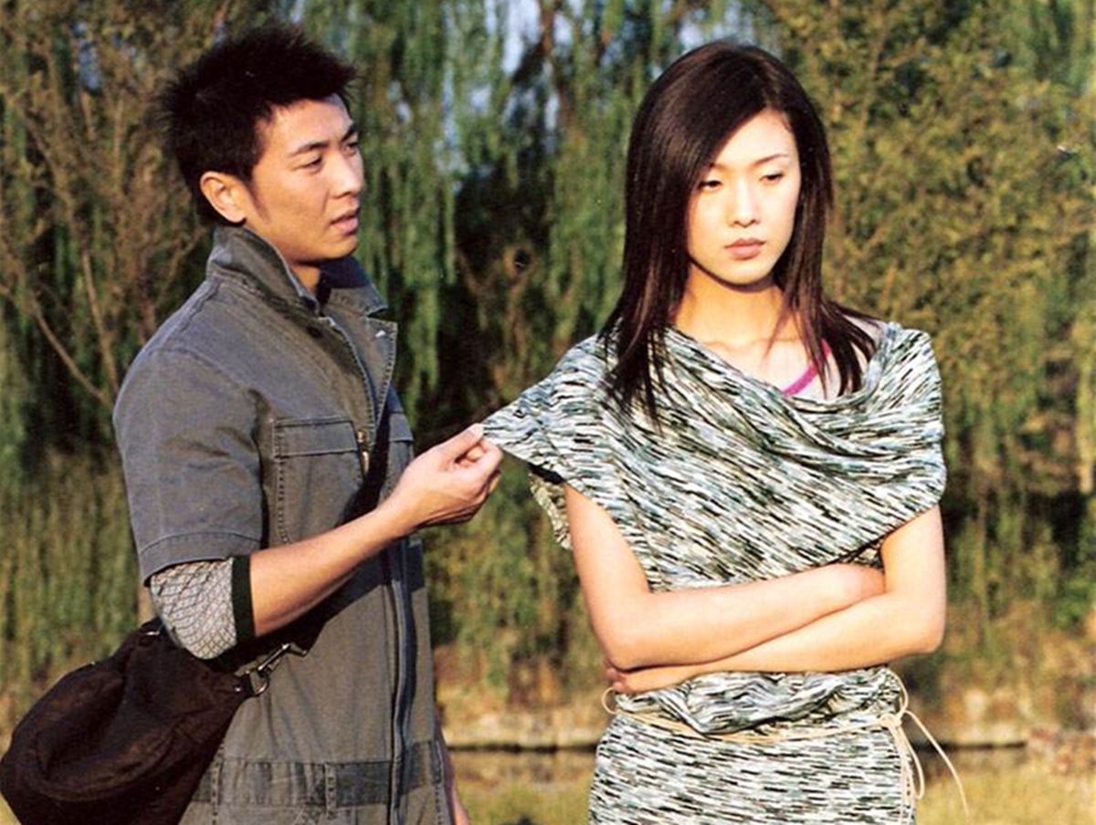 曾是篮球运动员,后转型当演员,因身高原因一直不温不火