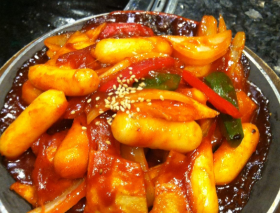 韩式辣炒年糕,制作简单,美味可口