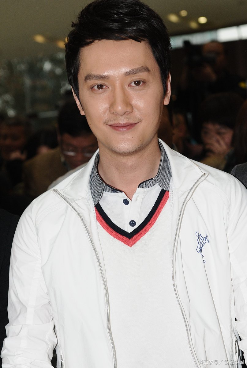 40多岁正是闯荡的年纪,冯绍峰也没能躲过乌尔善训练营 冯绍峰在《异人