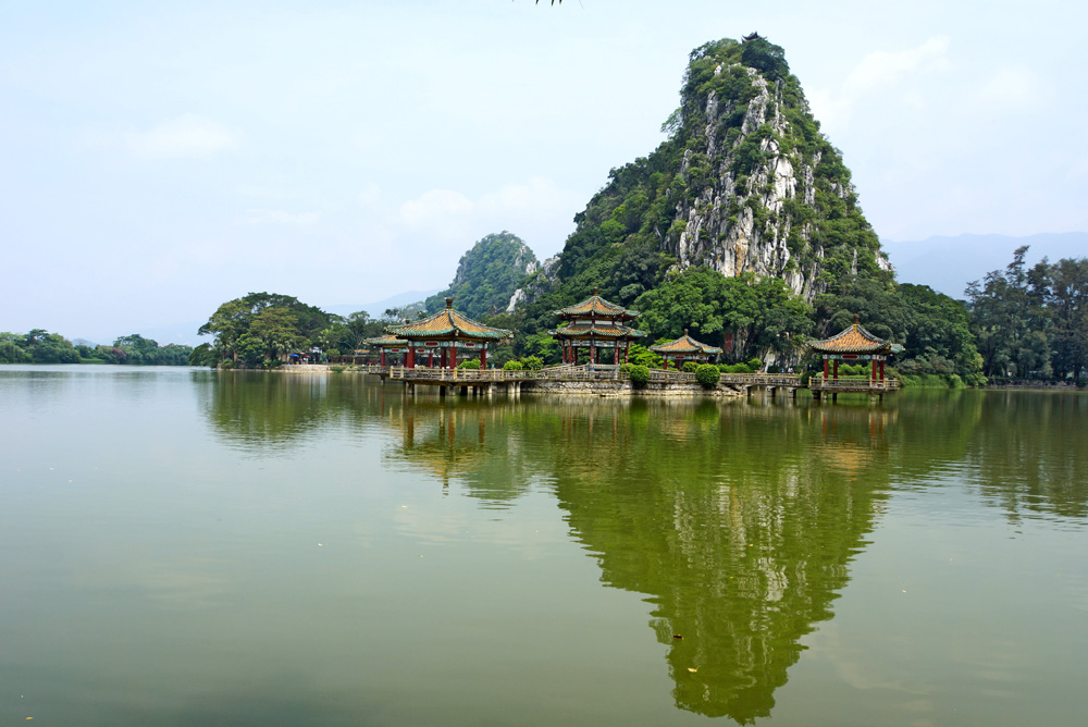 最佳旅游好去处,这是一个的地方:肇庆七星岩