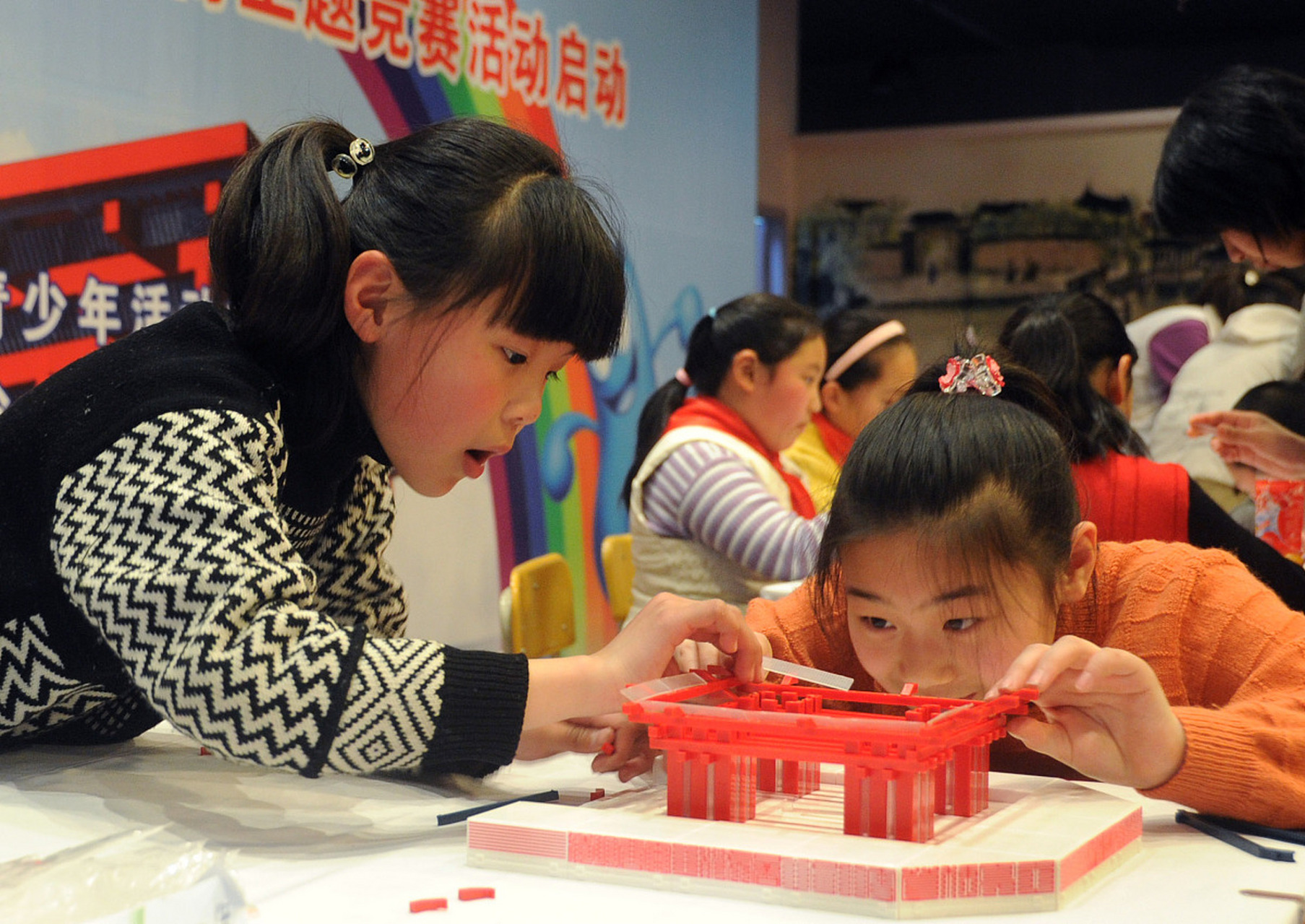 适合两人玩的游戏小学生(适合两人玩的游戏小学生四年级)