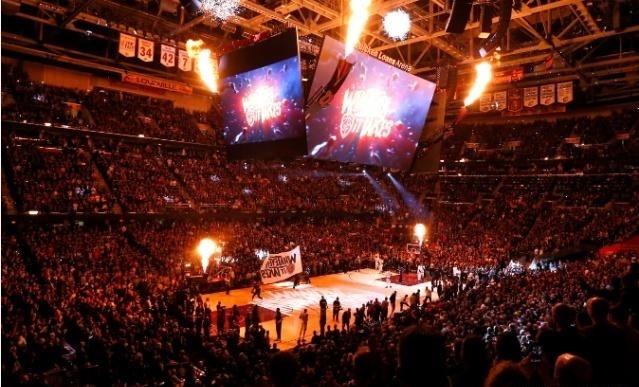 每日火箭资讯精选|骑士主场将更名为火箭借贷球馆,球迷沸腾了:骑火一