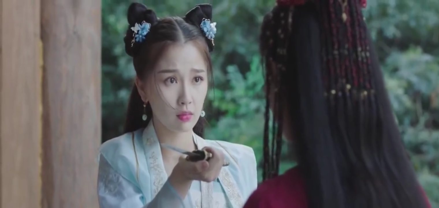 《少主且慢行》段雪薇:那个赤足红衣,出场像小枫一样美的女子