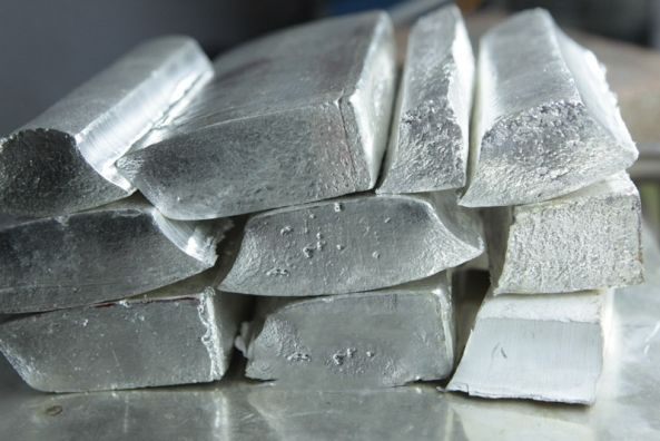 这么多银条全部融化了,好可惜,结果亮了难怪能成非物质文化遗产