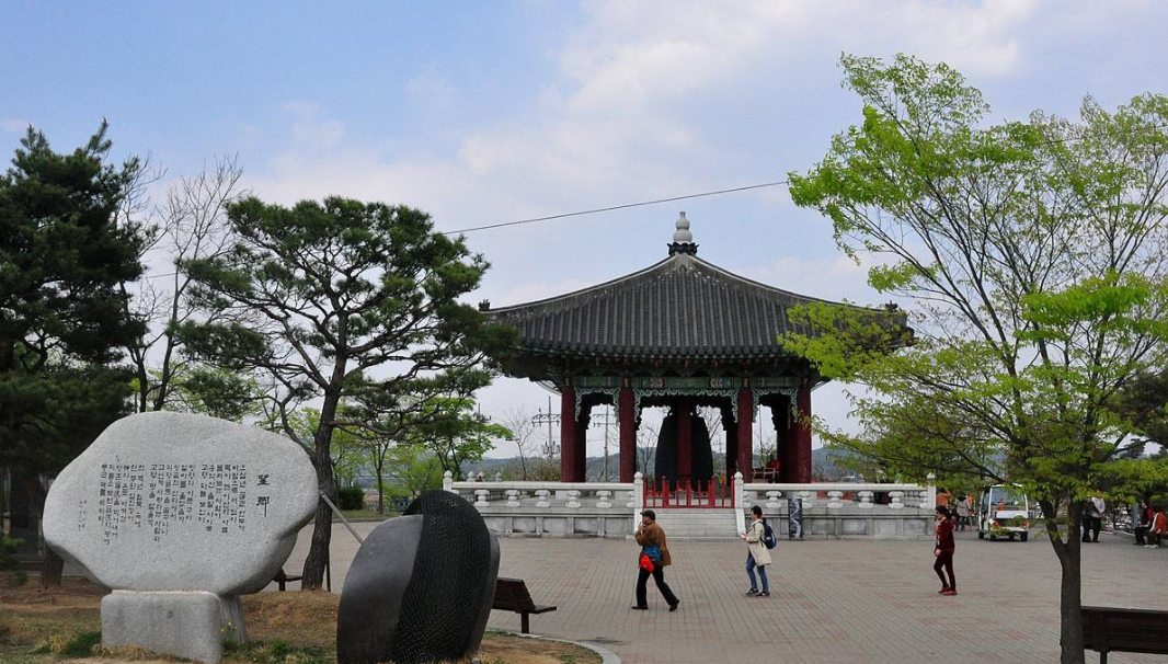 韩国之旅:去临津江边参观临津阁