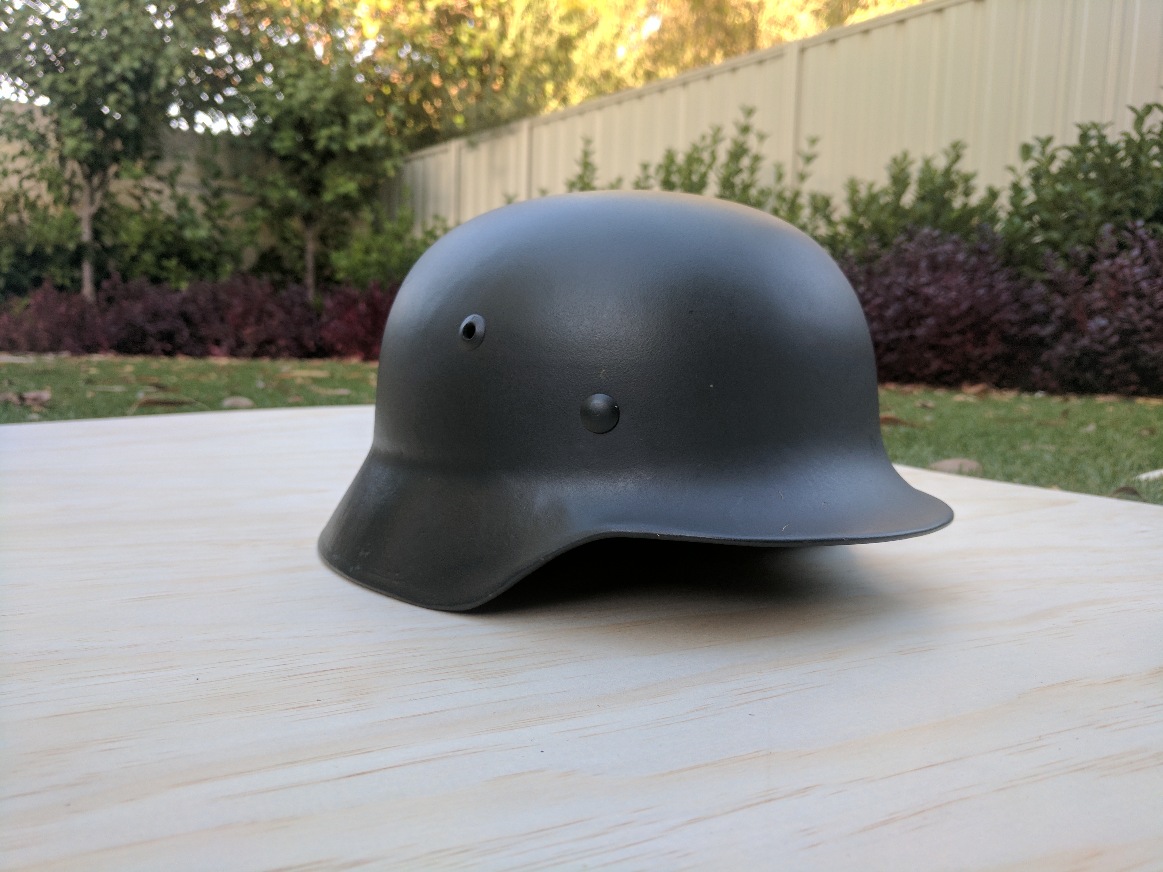 二战时各国头盔比拼:美国m1钢盔功能多还实用,德国钢盔颜值高