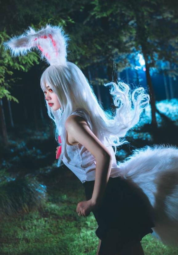 山治的小卷眉也是不明显,还原度还算可以,不够有颜值加持,总体上也是