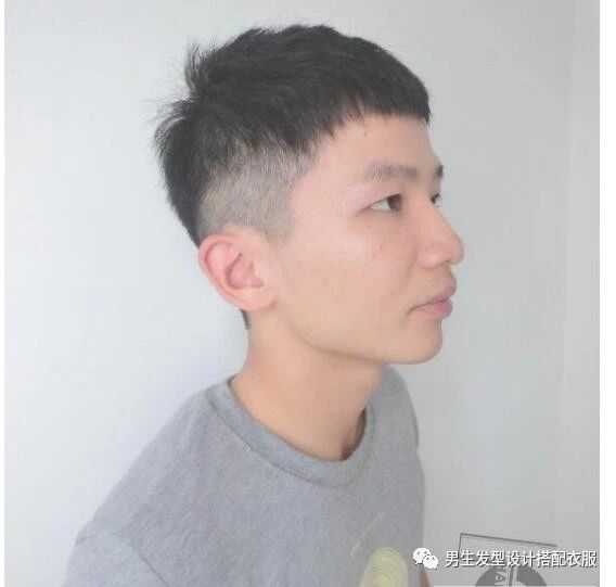 2018最潮的发型男"呆瓜头"发型,平刘海短发非常有个性!