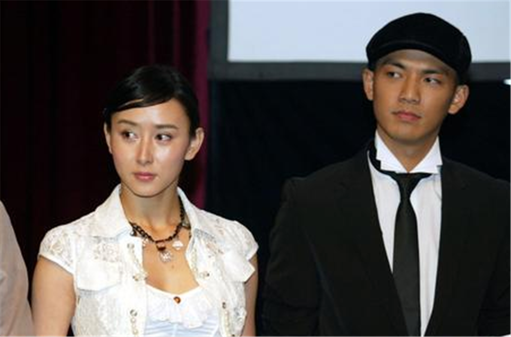 钟汉良,胡静零片酬参加扶贫项目,钟汉良接地气任劳任怨获赞!