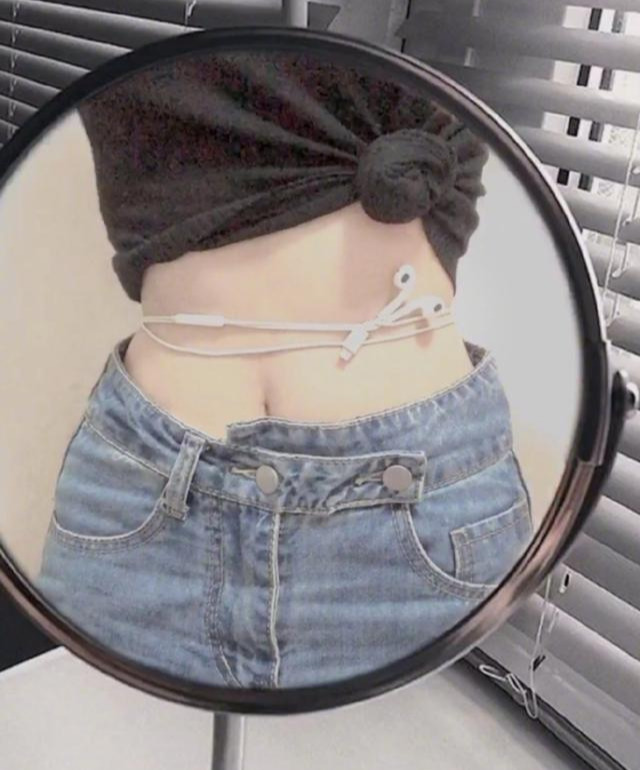 耳机线缠腰挑战安排上,漫画腿也可以一起挑战了