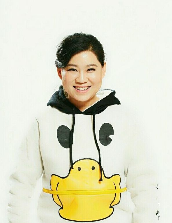 沈春阳,1984年2月24日出生于吉林省长春市榆树市,二人转演员.