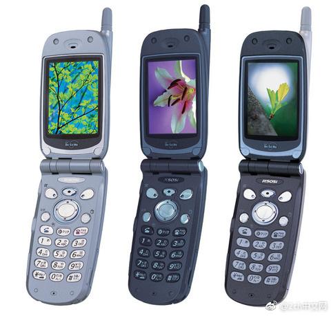 日本网民评论:来看看日本30年前的手机