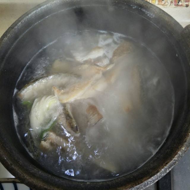 鱼鳍豆腐汤,味道清淡鲜美,喝上一碗超满足