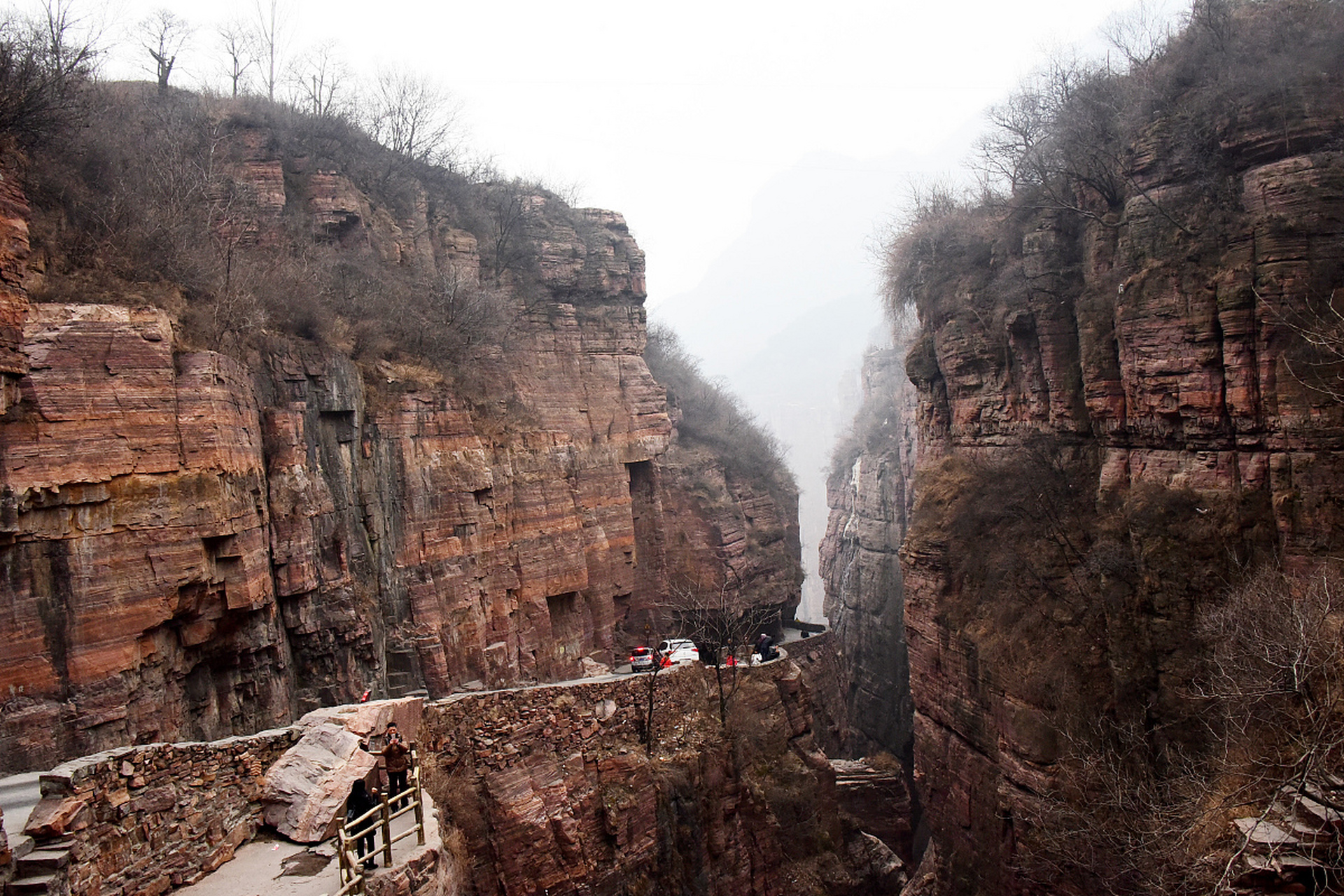 郭亮村隶属于河南省新乡市辉县市沙窑乡,位于河南省新乡市辉县市