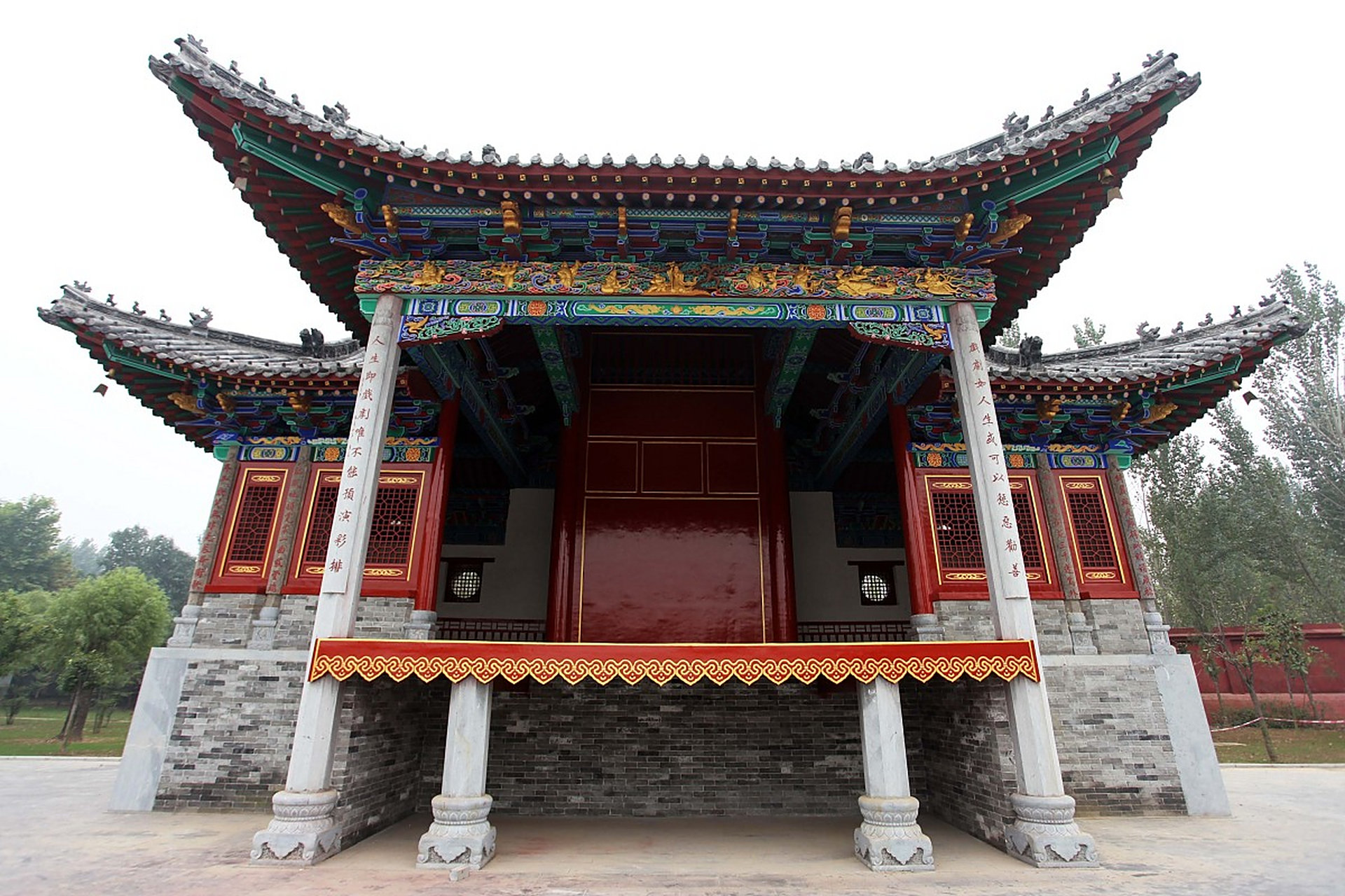 兴旺庄戏台,坐落于娄烦县米峪镇乡兴旺庄村,建于清代,是太原市市级文