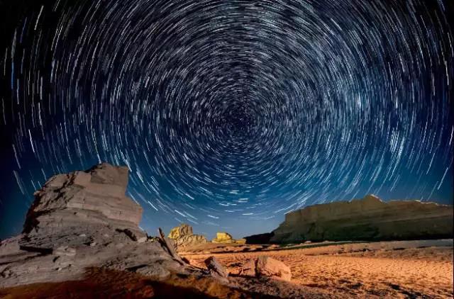 一路走来 盐桥,锡铁山,沙漠,戈壁滩,星空      那是一种危险又致命的