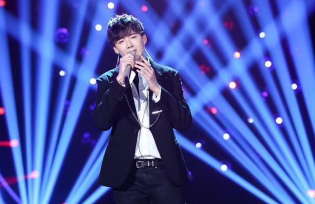 《歌手2019》摩登兄弟刘宇宁踢馆失败,因选歌失利后台大哭一场!