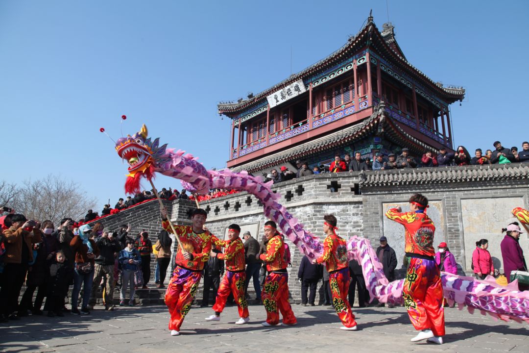 文化节目;感受"传统杂技""昌黎地秧歌""古彩戏法"等民间文化和技艺