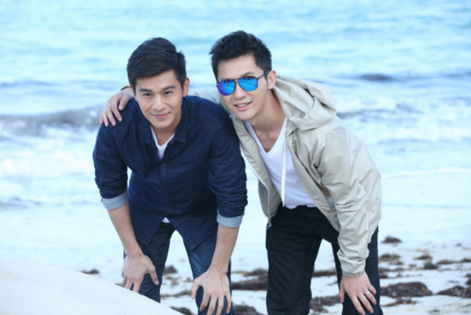 乔振宇和谁合照都是微笑,唯独图5不同,网友:这才是好男人!