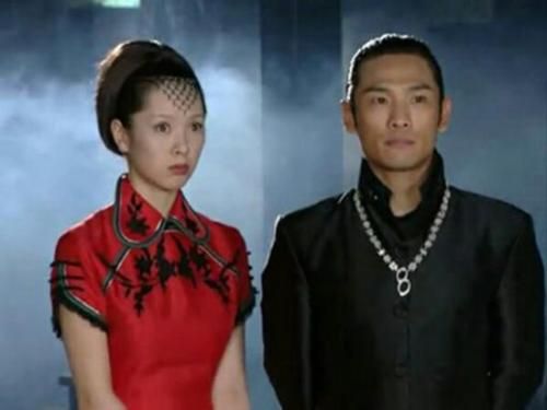 八号当铺中的大boss黑影超宠阿精,竟透露出她身世厉害