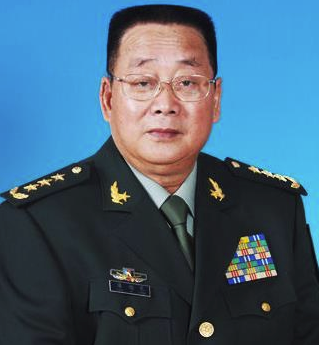 对越反击战的"铁血传奇":从少将升上将只花了12年,什么背景?