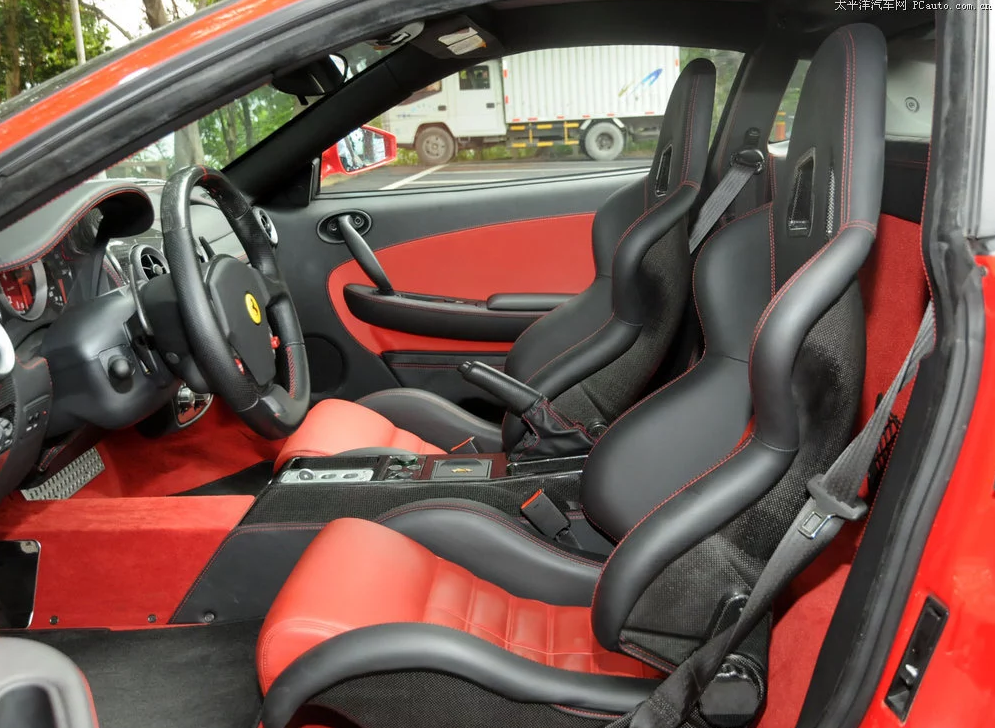 彰显个性的法拉利f430大家来品读一下