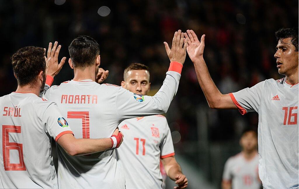 欧洲杯预选赛上演"丹麦童话"