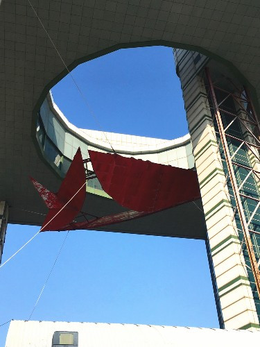 吉林市街头地标性建筑—船型世纪之舟大家见过吗?