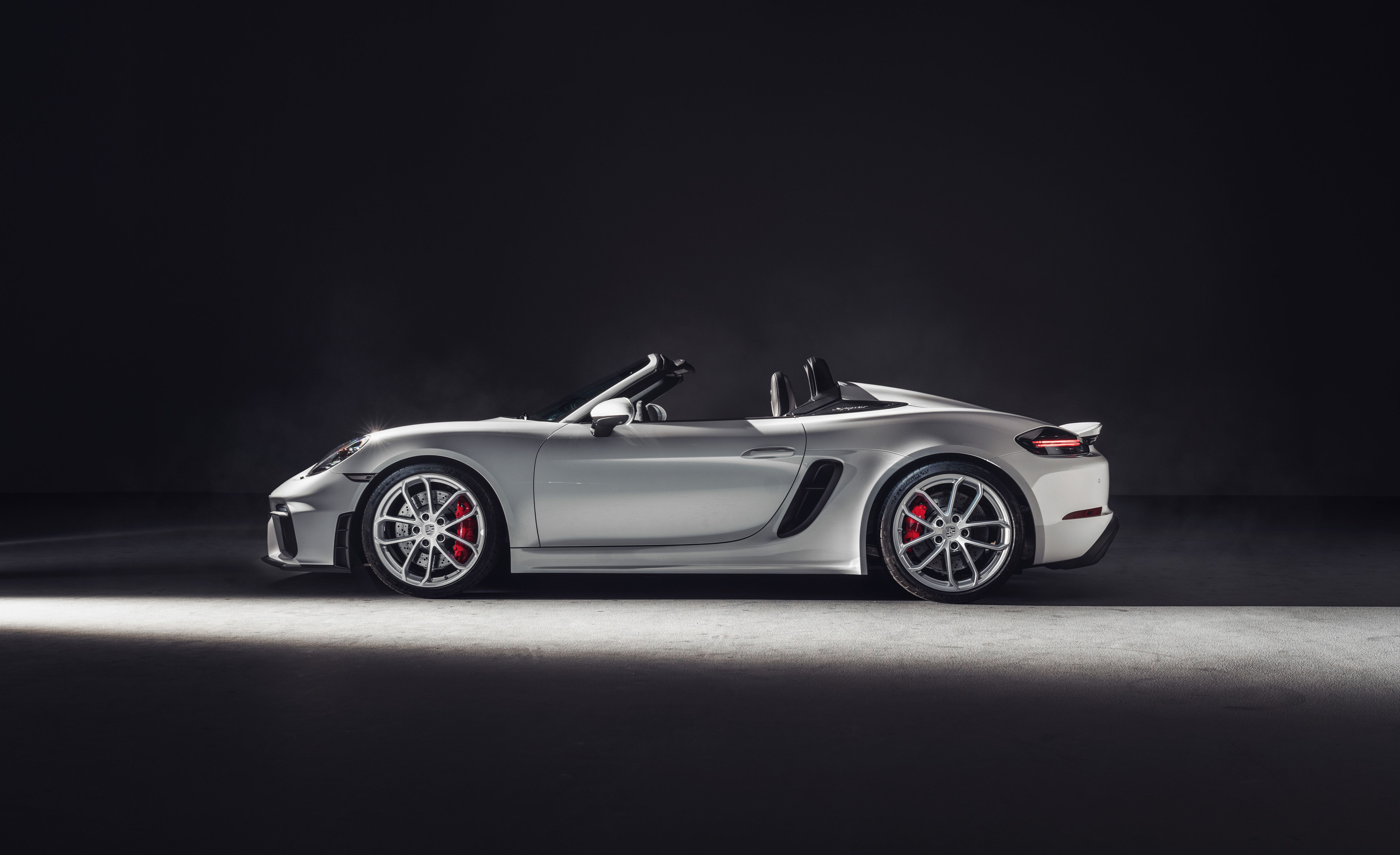 回归水平对置6缸阵营的不止718 cayman gt4