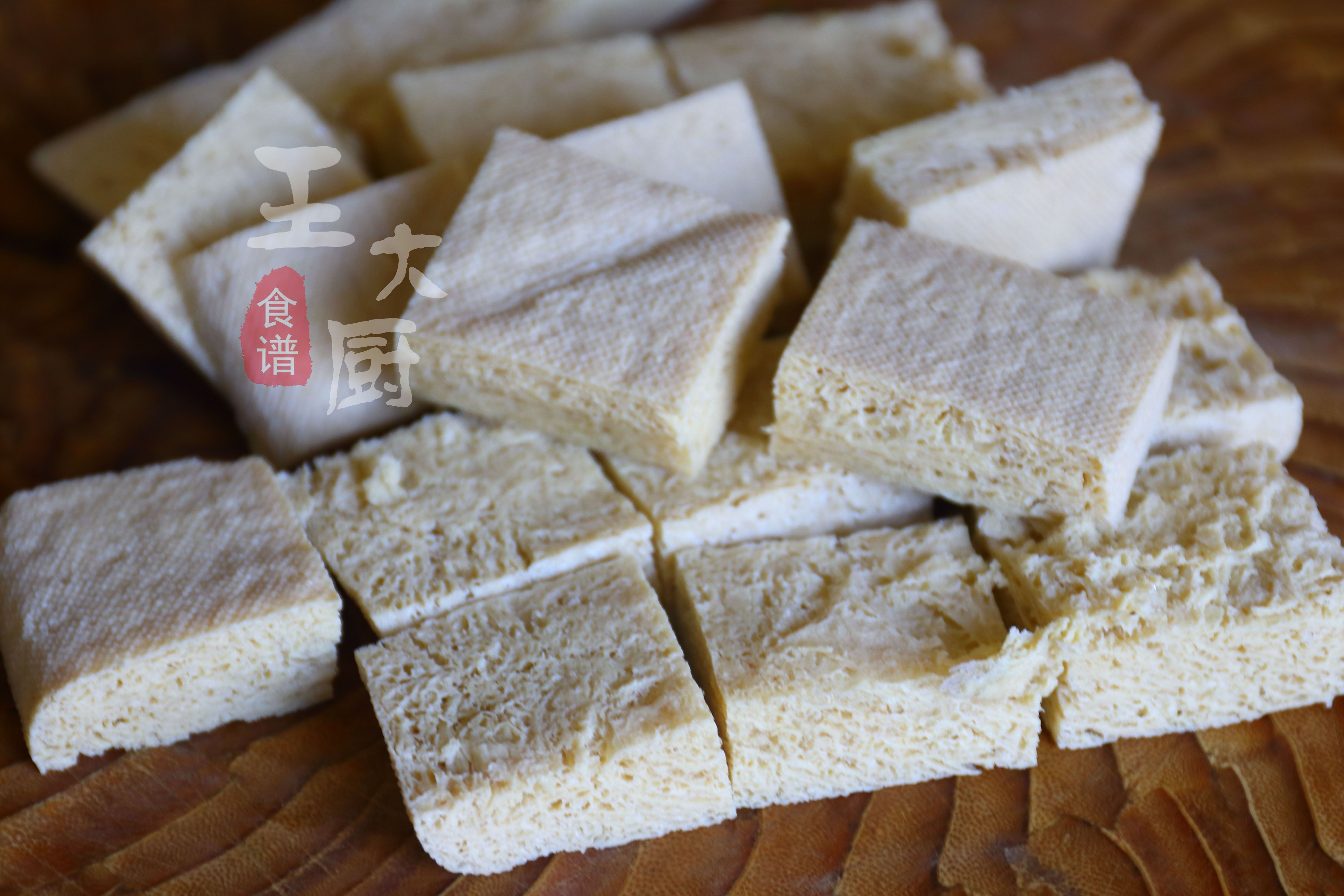 冻豆腐还在炖煮着吃吗,烤着才最好吃,韧劲十足,香辣可口
