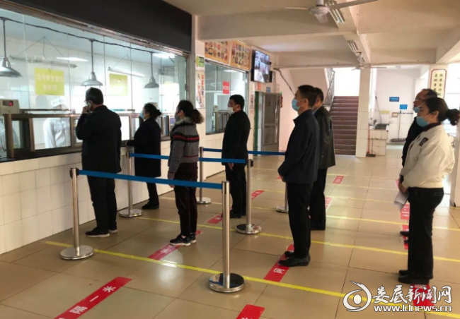 娄底五中举行疫情防控及有序开学工作培训及演练