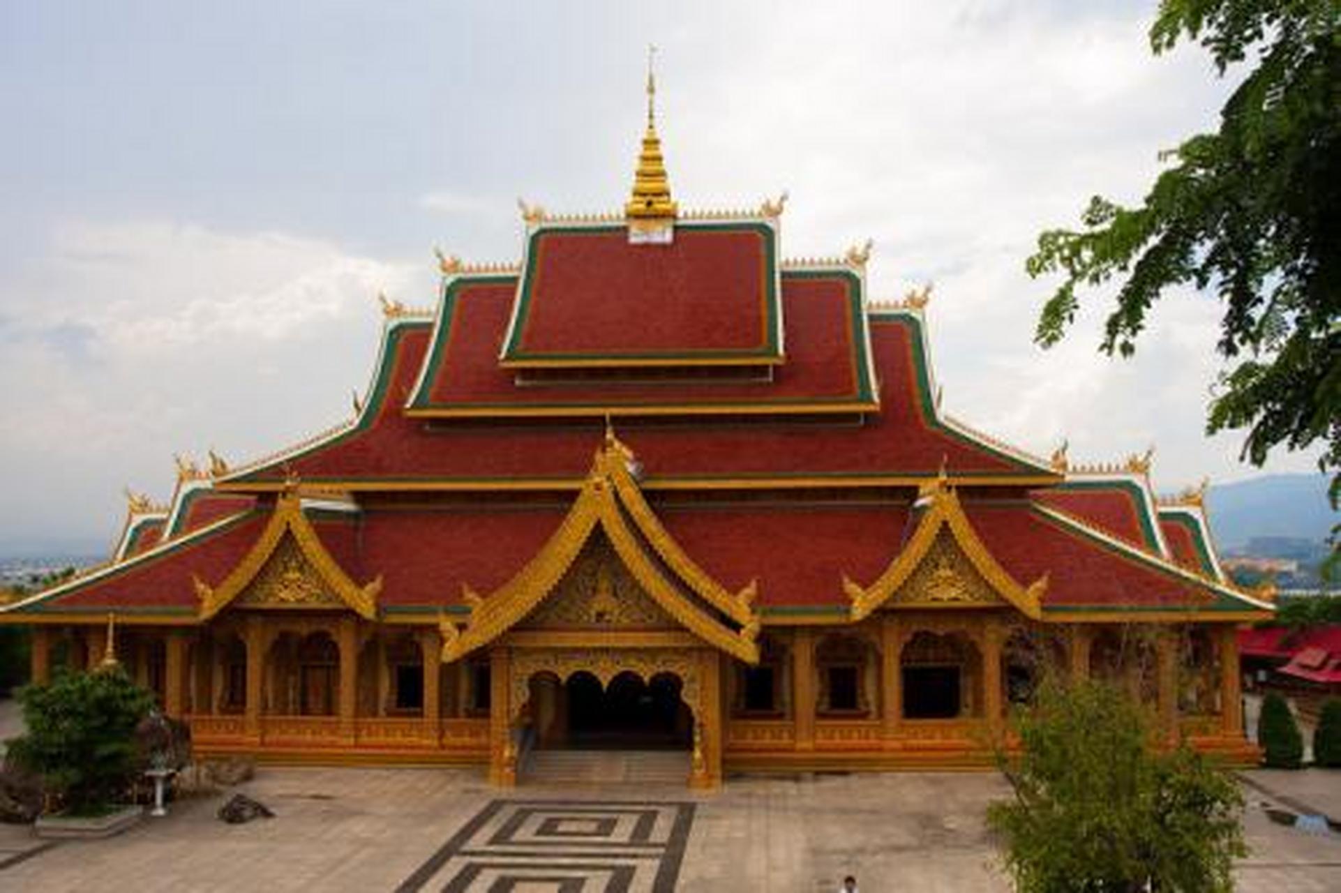 万物皆可云##云游全世界#勐拉大佛寺:红河州勐拉大佛寺位于云南省