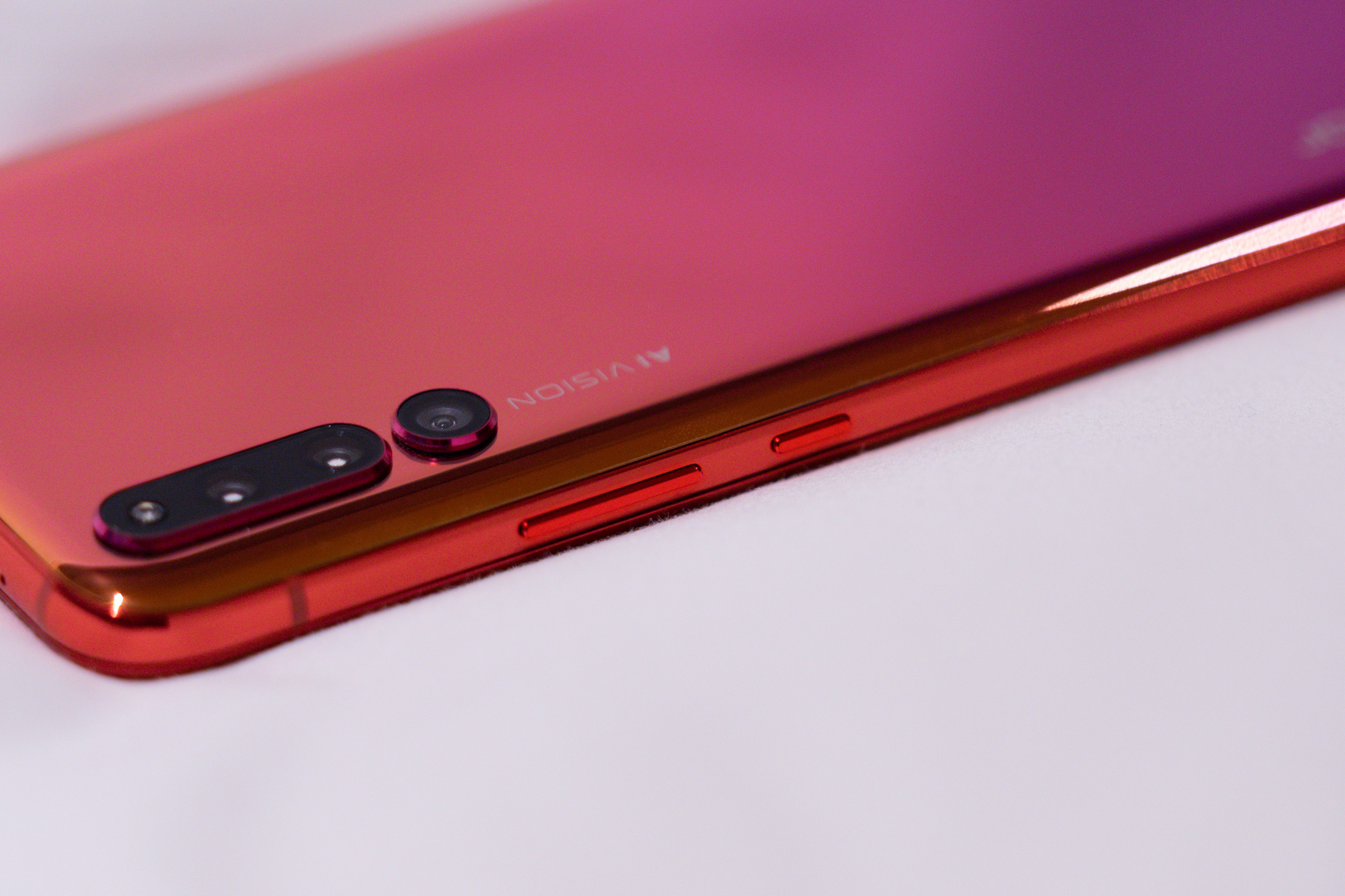 荣耀magic2图赏:渐变红,你最红