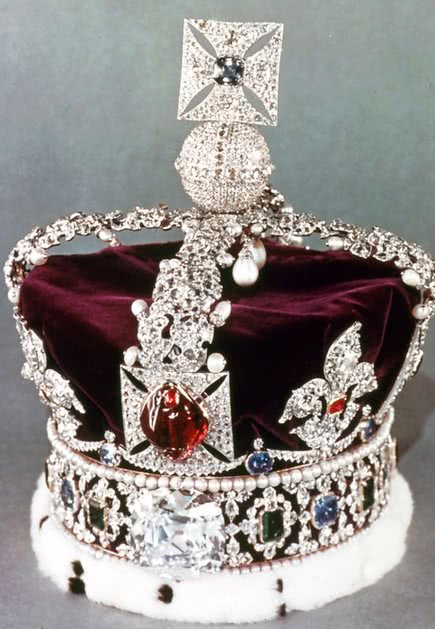 世界各国皇室王冠,堪称全球最闪耀的首饰,还是中国的最霸气!