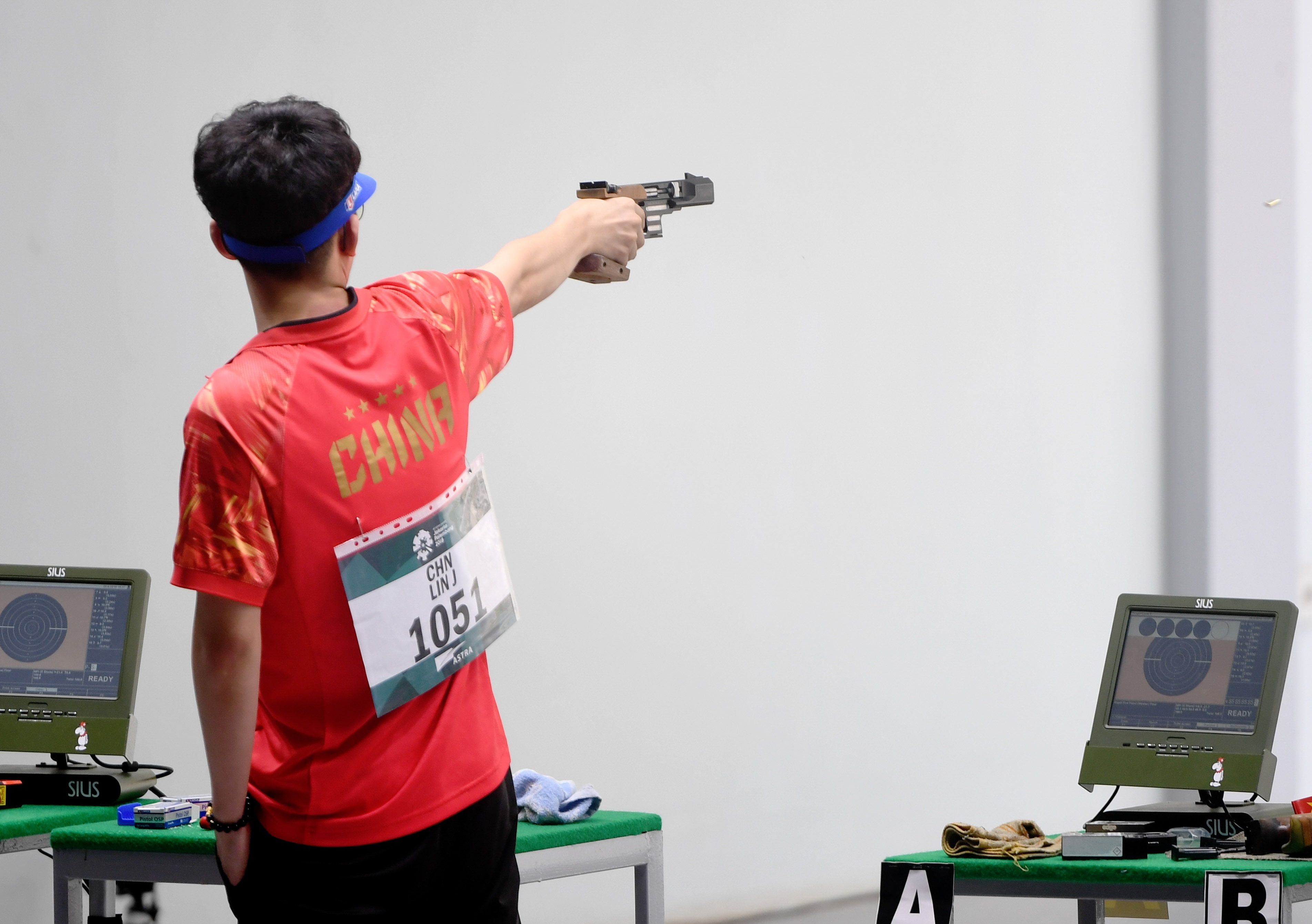 射击——男子25米手枪速射 中国选手包揽金银牌(4)