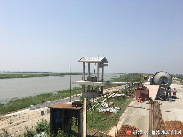 洪蓝镇严阵以待 全力备战汛期