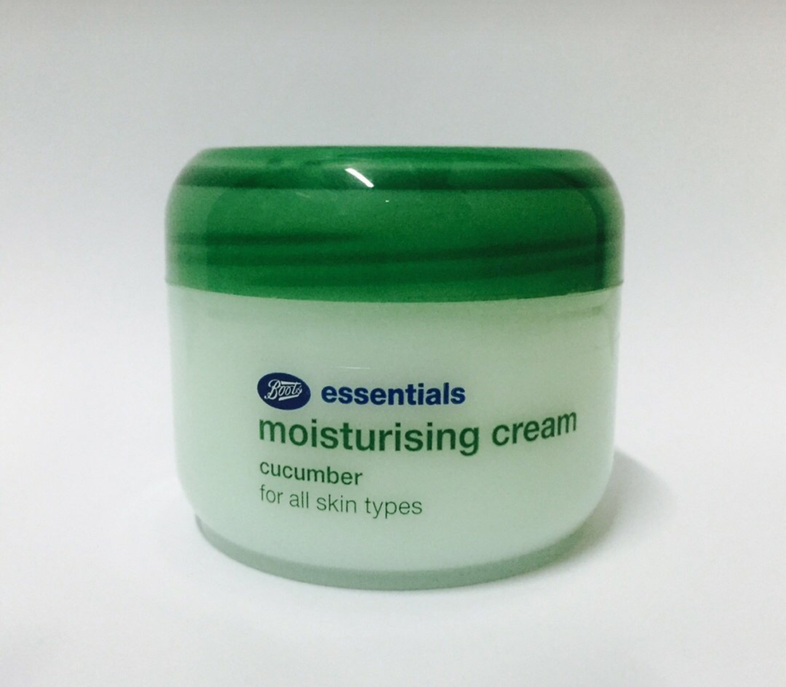 英国boots小黄瓜无香抗敏感面霜