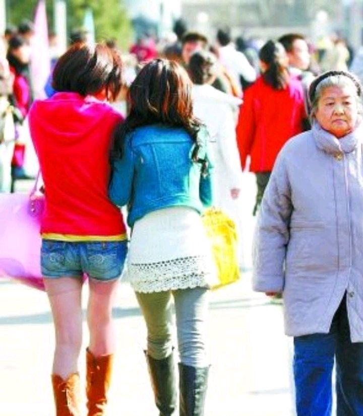 天气忽冷忽热,难怪二八月乱穿衣