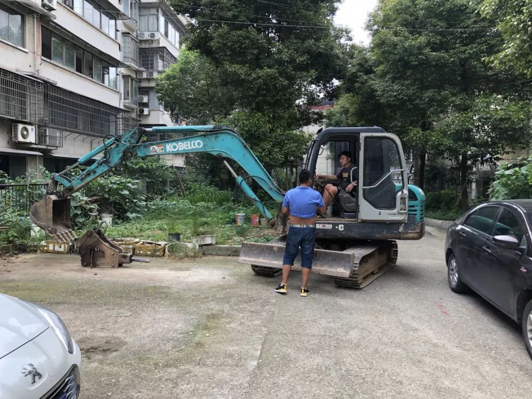 街镇动态 ‖ 银盆岭街道开展集中整治行动 破解小区治理难题