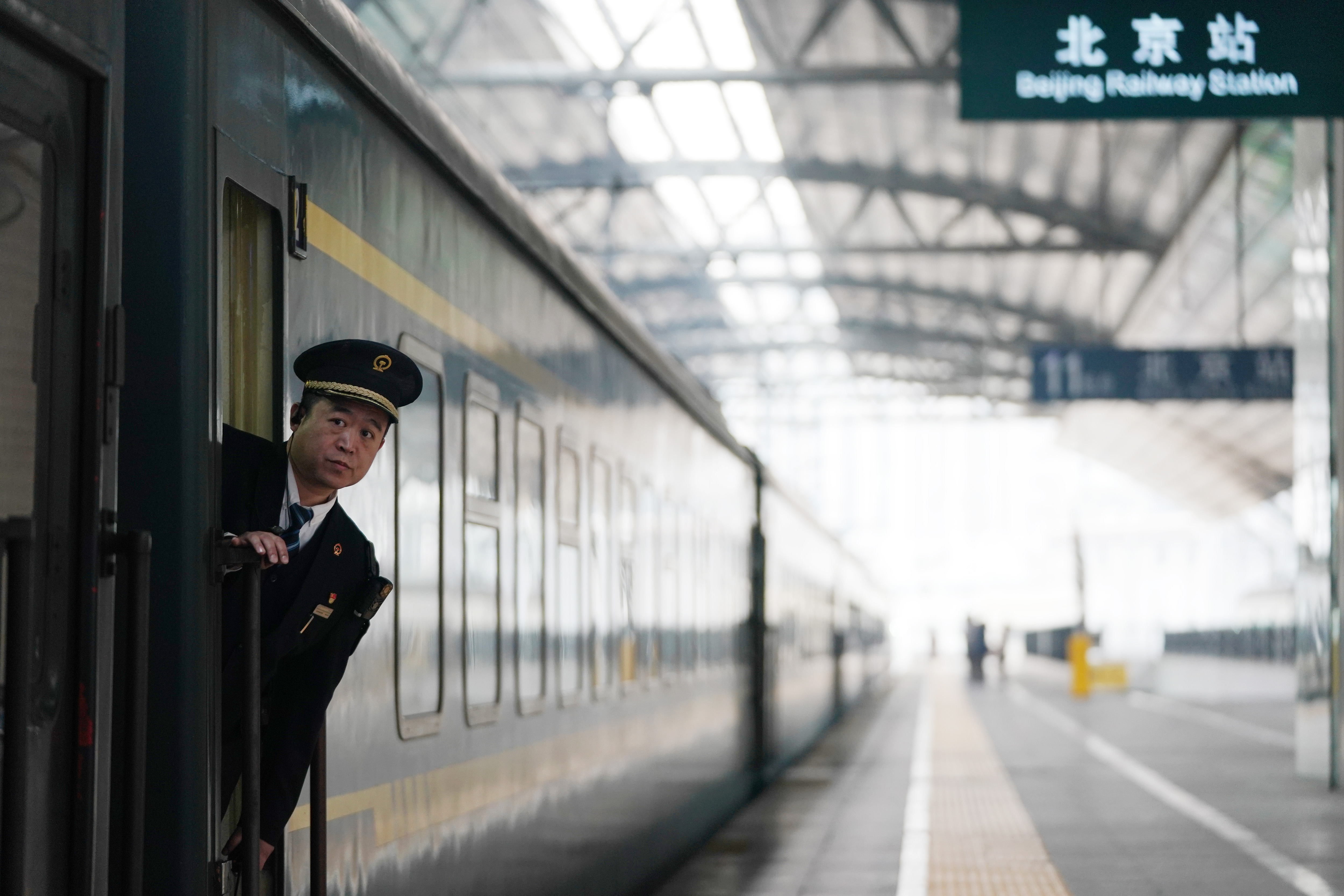 一位普快列车长的春运"慢时光"(15)