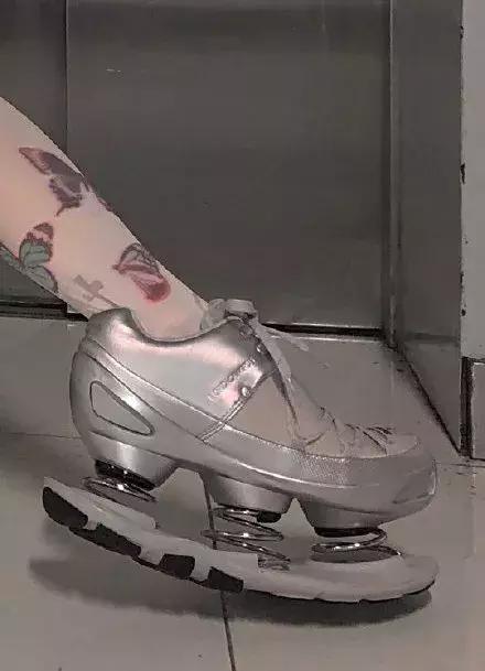 动图宇宙 9102年最丑鞋款top 10,第一双我就自闭了!