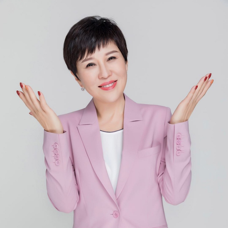 易悦访谈 | 创投女神的快意人生—专访金慧丰投资董事长周丽霞