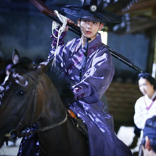 jyj成员朴有天,偶像出身的他有作为演员的天生优势,主演热播韩剧《成