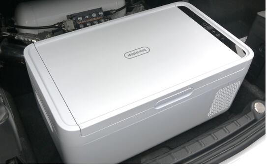 高温开车不用怕 美固车载冰箱做卡车司机的好伙伴