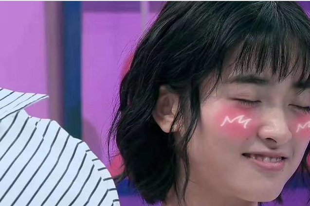 沈月做客《口红王子》,一句话吓到何炅,网友:耿直girl一枚