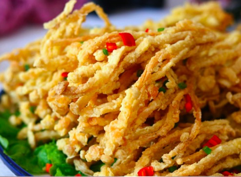 酥脆香嫩的油炸金针菇,好吃到停不下来