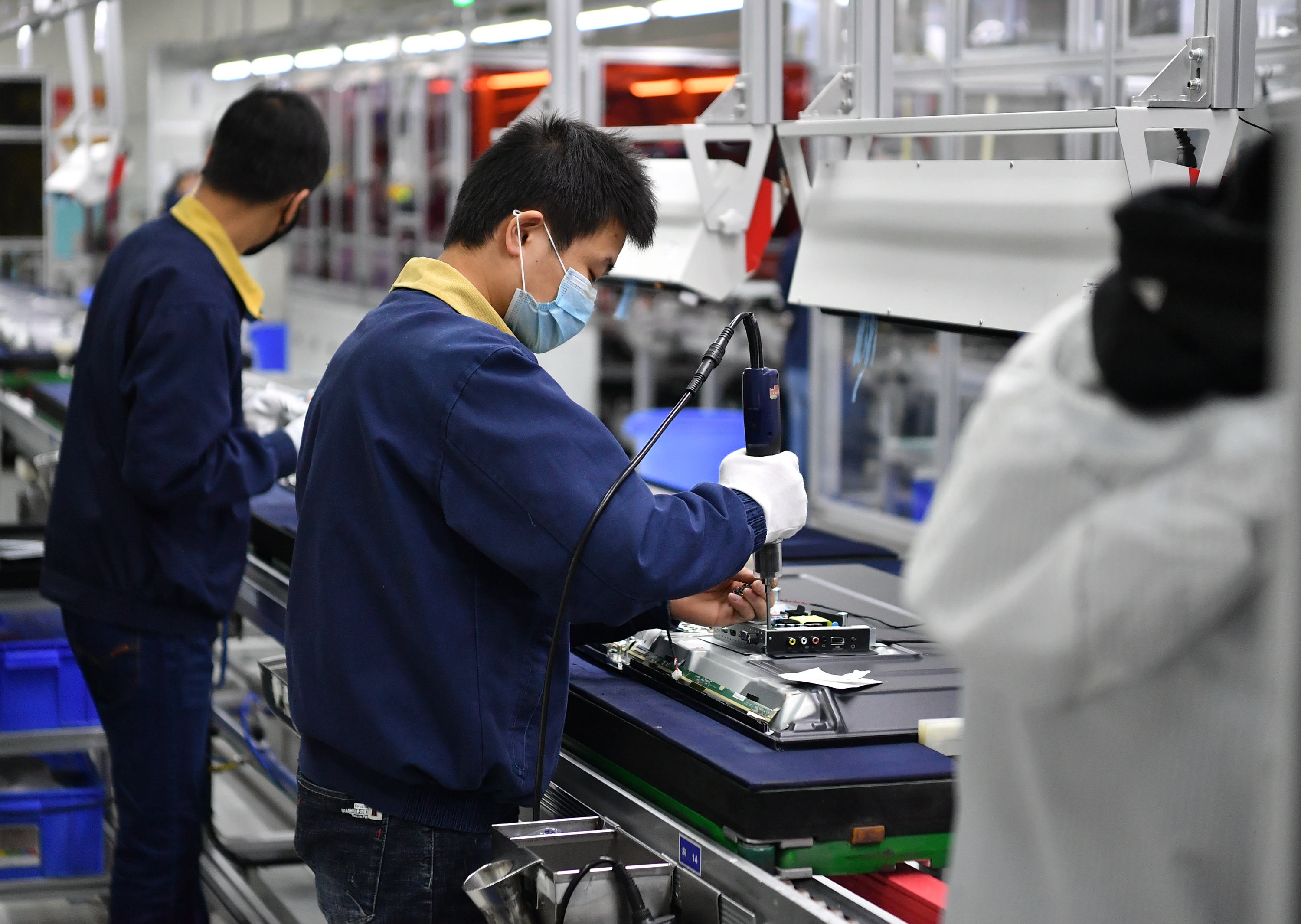 新华社照片,咸阳(陕西),2020年3月25日    陕西咸阳:加快推进企业复工