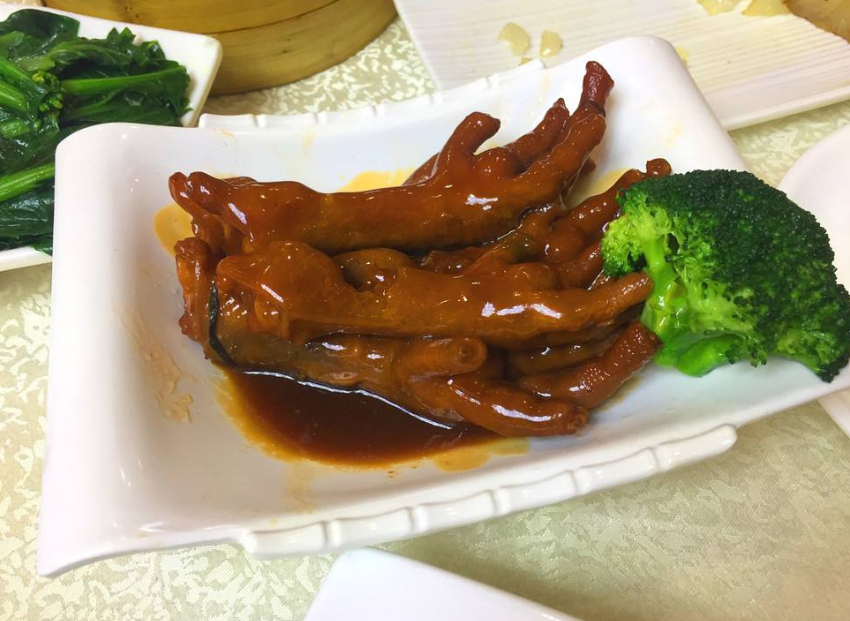美食之蚝皇凤爪:到广东要吃的美食,十分诱人,一定不能错过